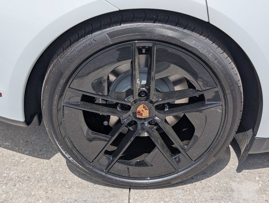 New 2026 Porsche Taycan 4S AWD/4WD image 34
