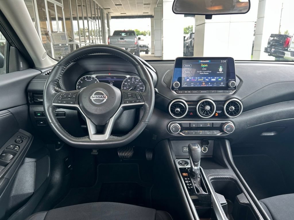 Used 2022 Nissan Sentra SV FWD image 12