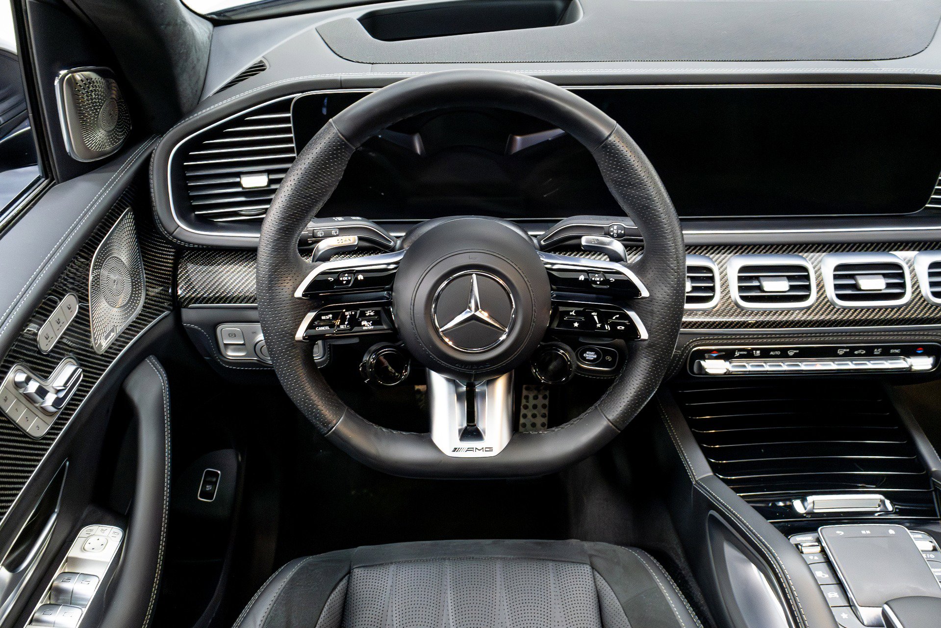 Used 2024 Mercedes-Benz GLS 63 AMG 4MATIC image 60
