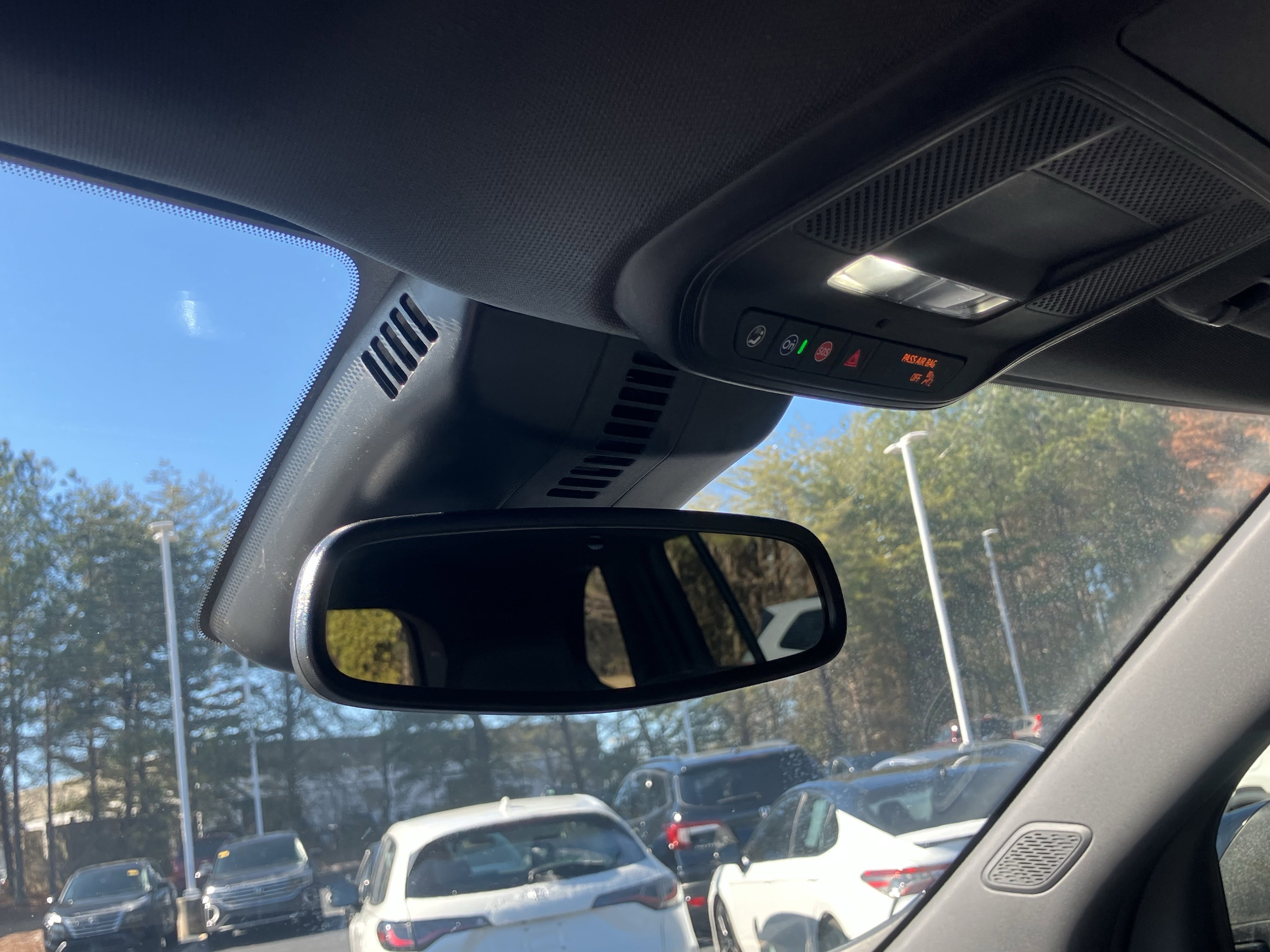 Used 2024 GMC Acadia Elevation image 30