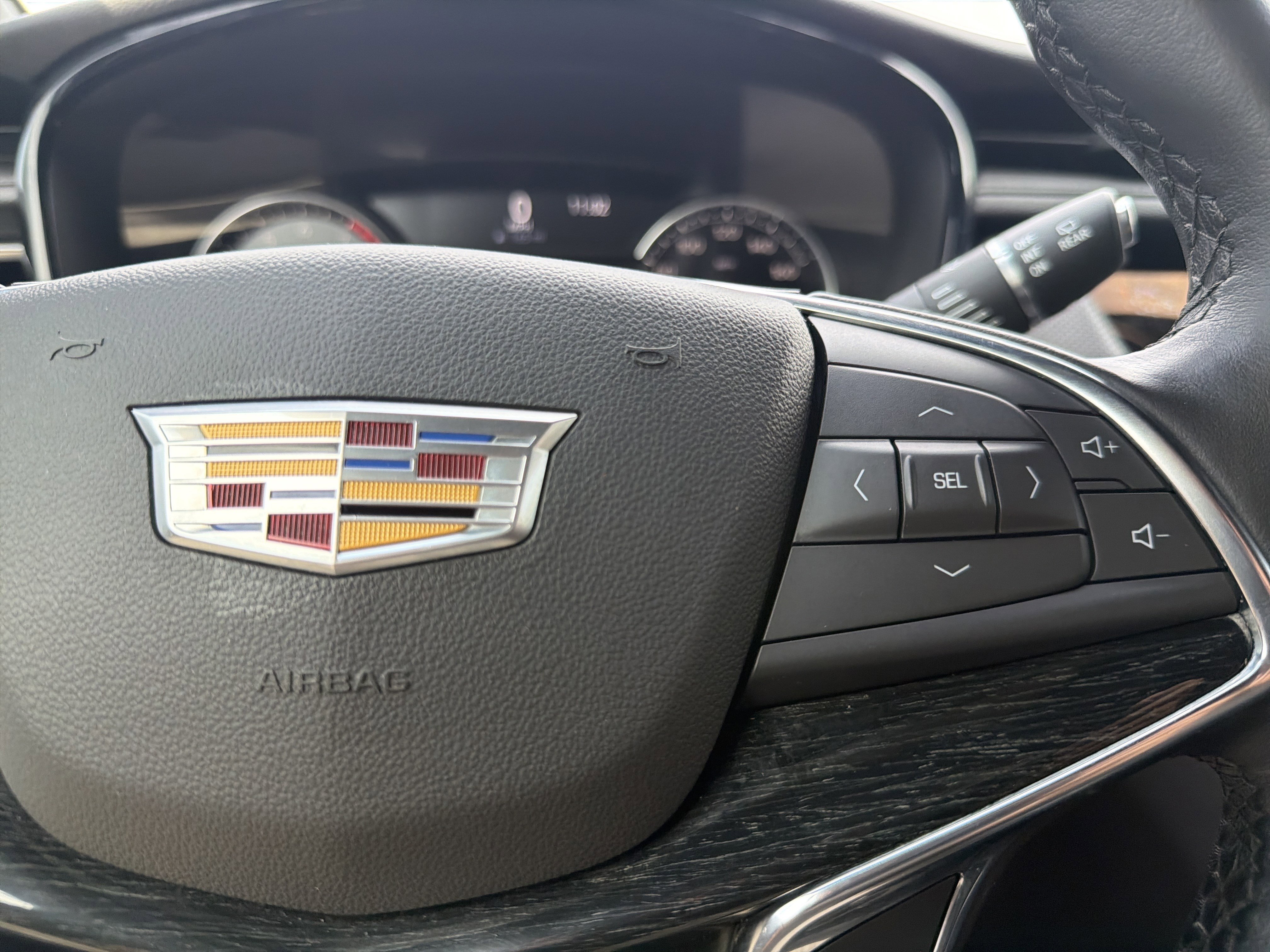 Used 2021 Cadillac XT5 Premium Luxury FWD image 29