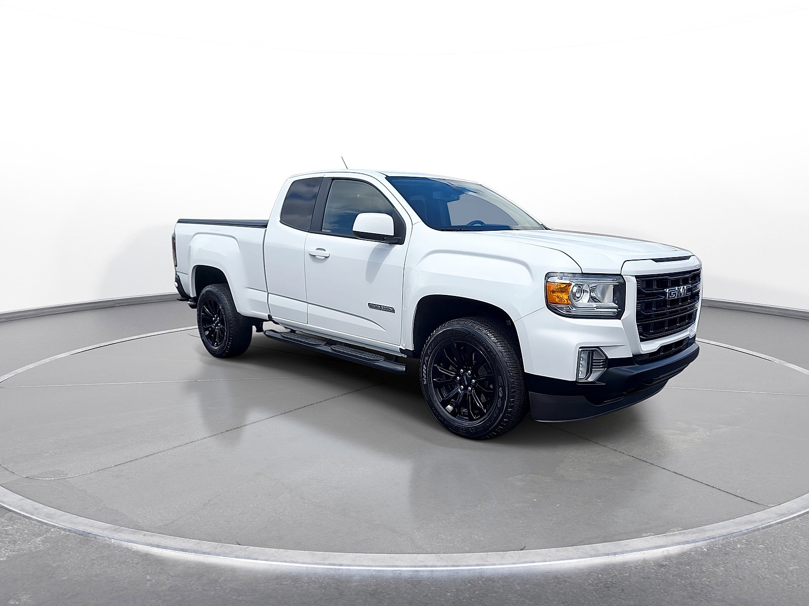 Used 2022 GMC Canyon Elevation w/ Trailering Package RWD image 2
