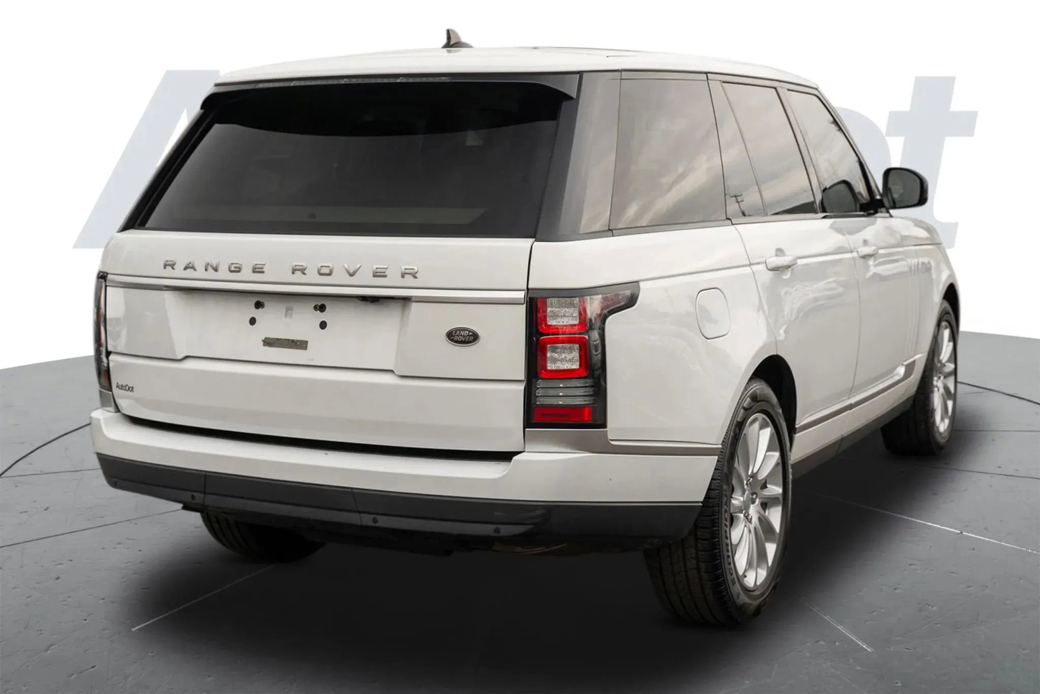 Used 2016 Land Rover Range Rover image 3