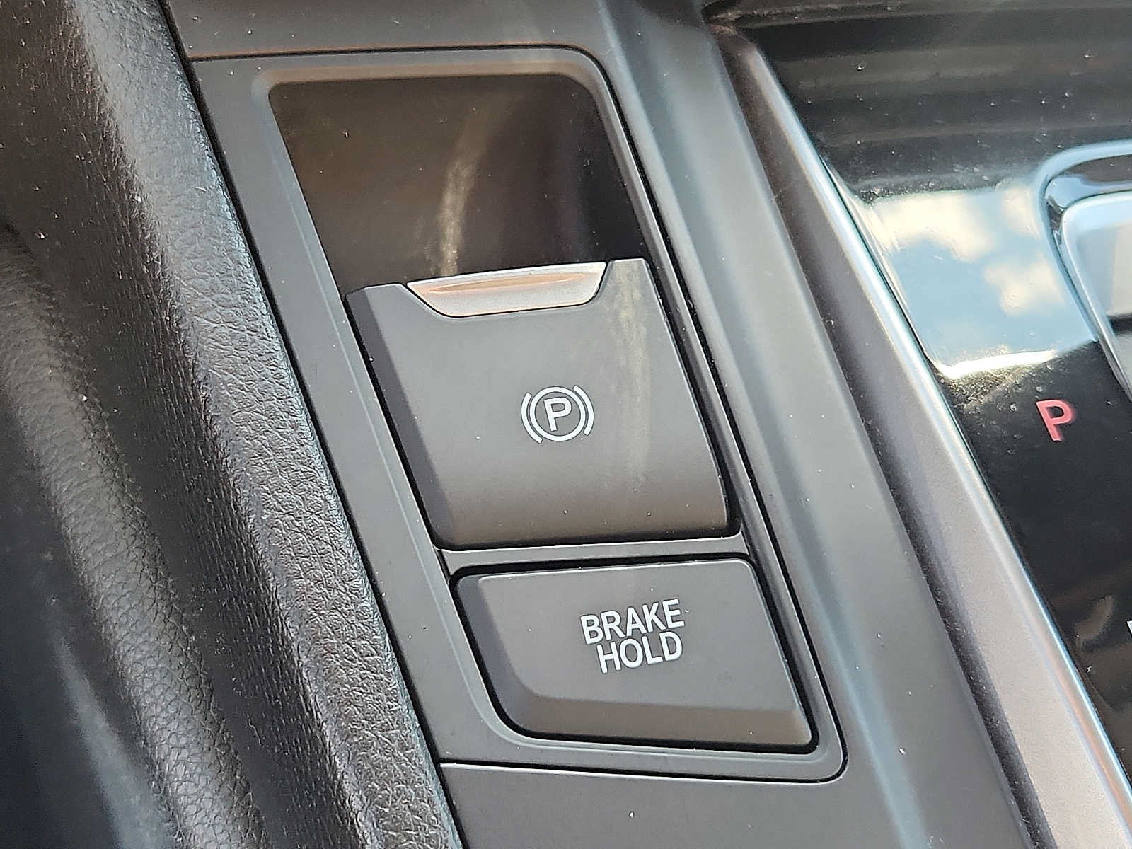 Certified 2018 Honda CR-V Touring image 24