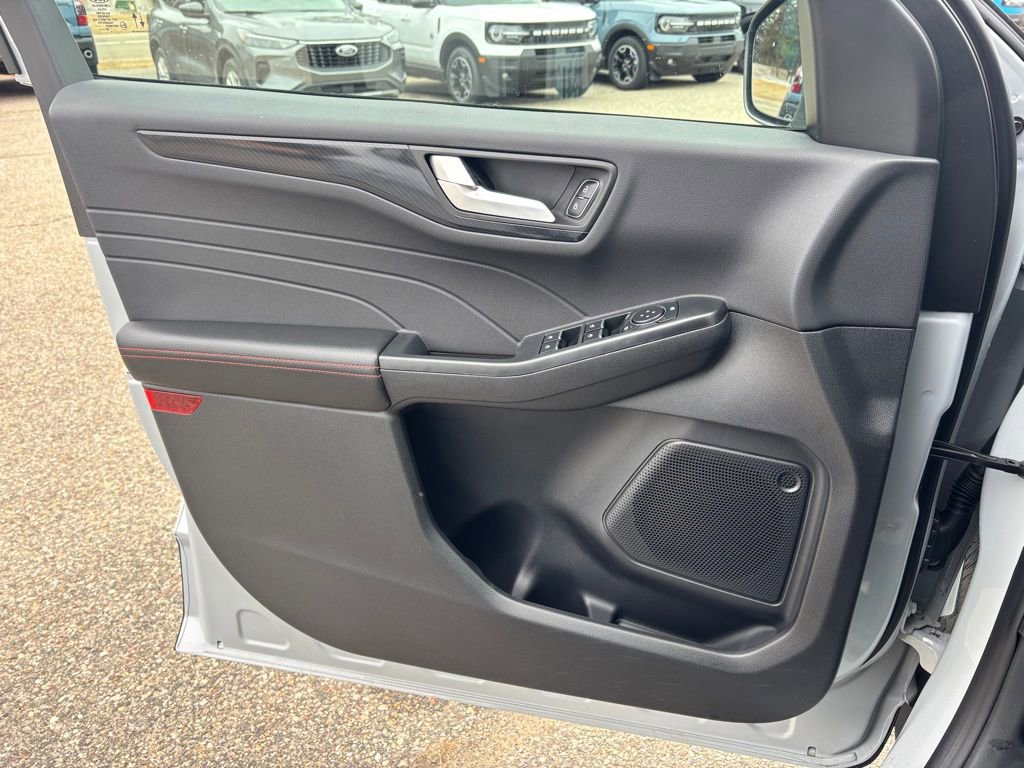 Used 2025 Ford Escape ST-Line w/ Tech Pack #1 image 20