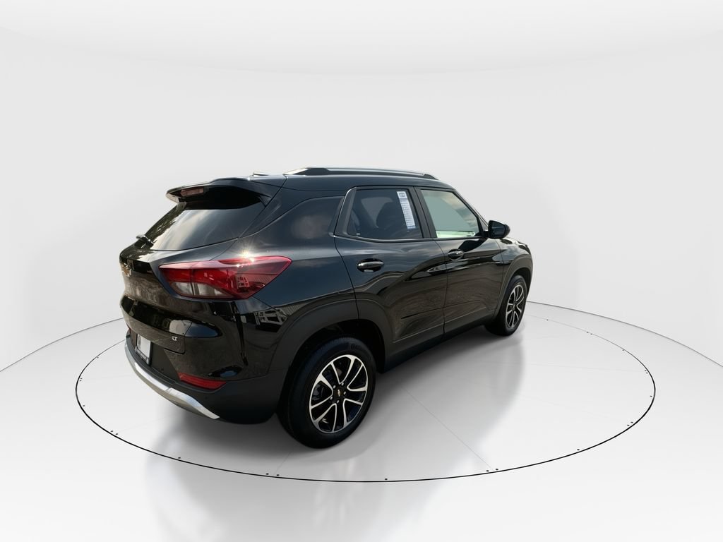 New 2026 Chevrolet TrailBlazer LT w/ LT Cold Weather Package FWD image 8