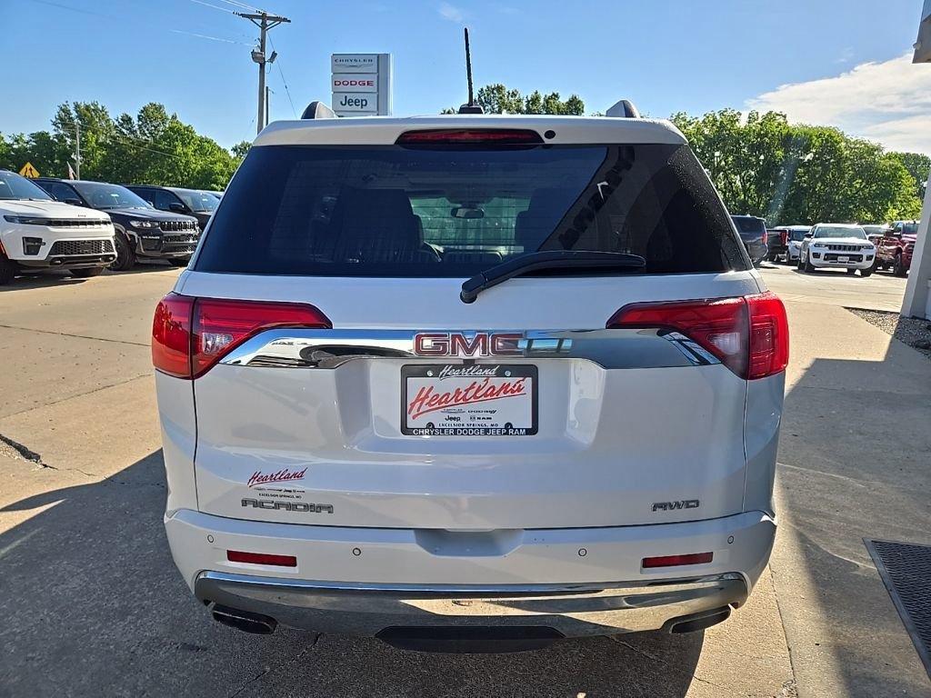 Used 2019 GMC Acadia Denali AWD/4WD image 8
