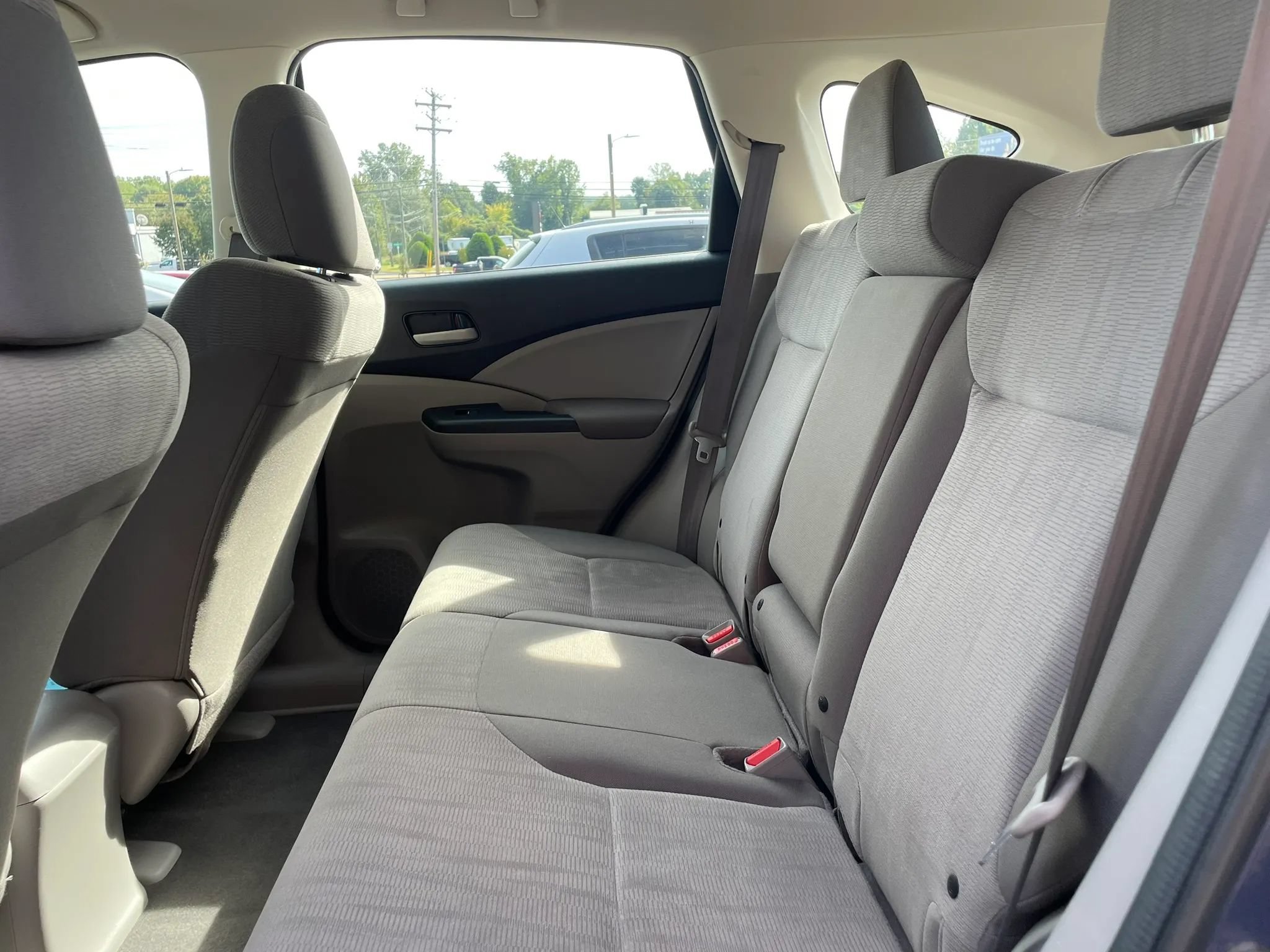 Used 2014 Honda CR-V LX image 11