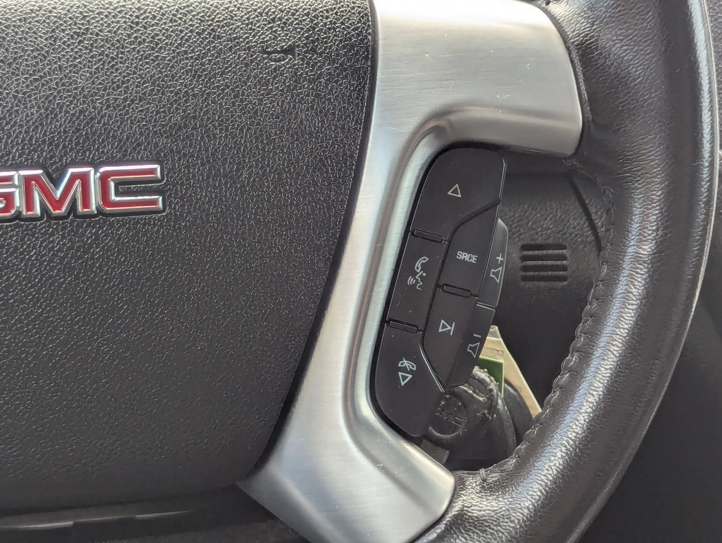 Used 2015 GMC Acadia SLT w/ Open Road Package AWD/4WD image 20
