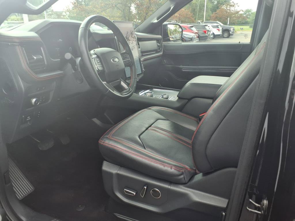 Certified 2022 Ford Expedition Limited image 13