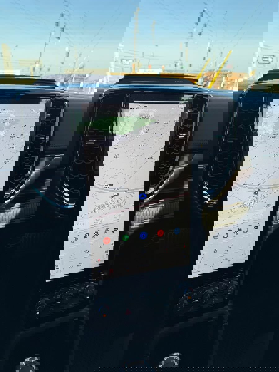 New 2025 Ford Ranger Lariat w/ Black Appearance Package image 18