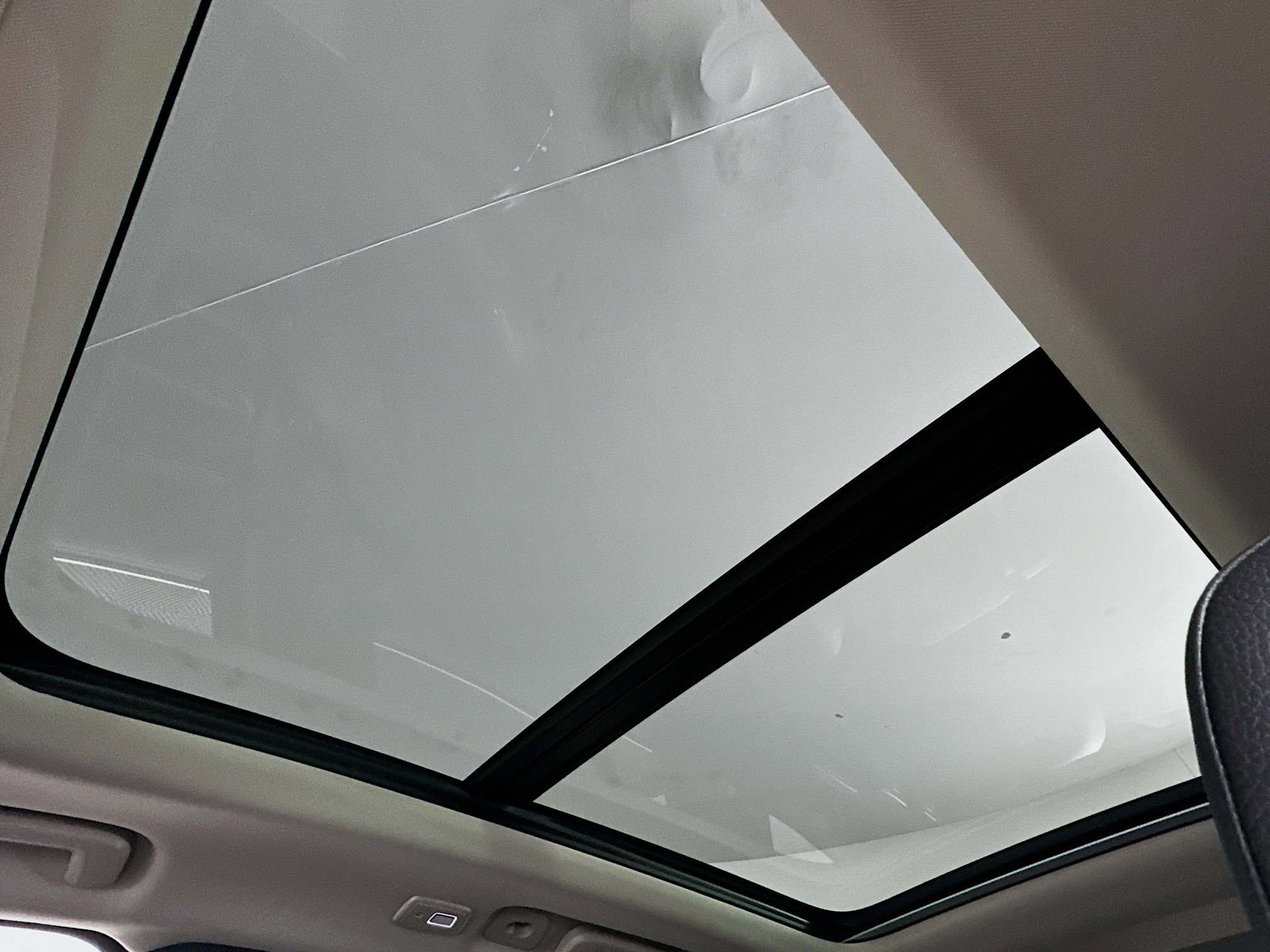 Used 2023 Volvo XC90 B6 Plus image 25