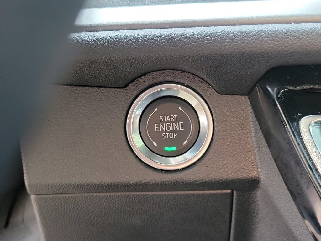 Used 2026 Chevrolet Traverse LT FWD image 34