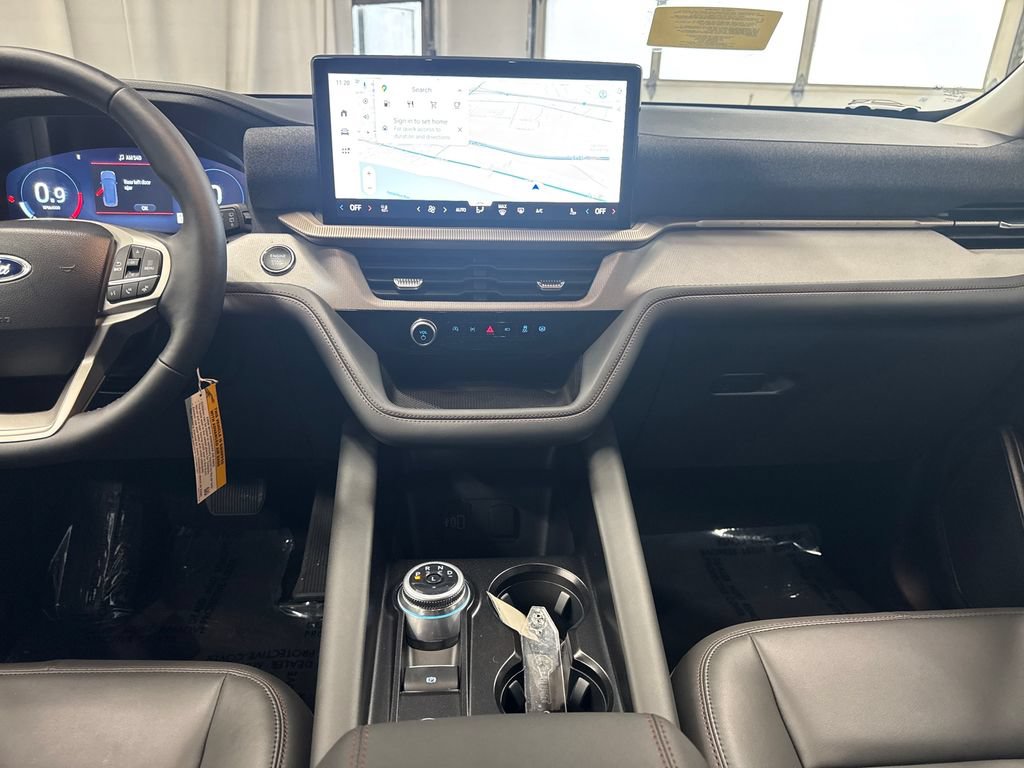Certified 2026 Ford Explorer Active w/ Active Comfort Package RWD image 18