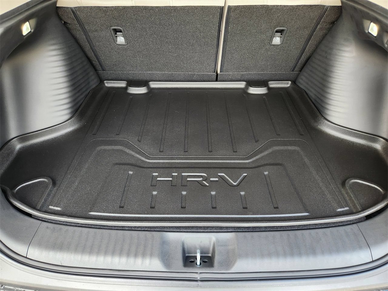 New 2027 Honda HR-V LX image 10