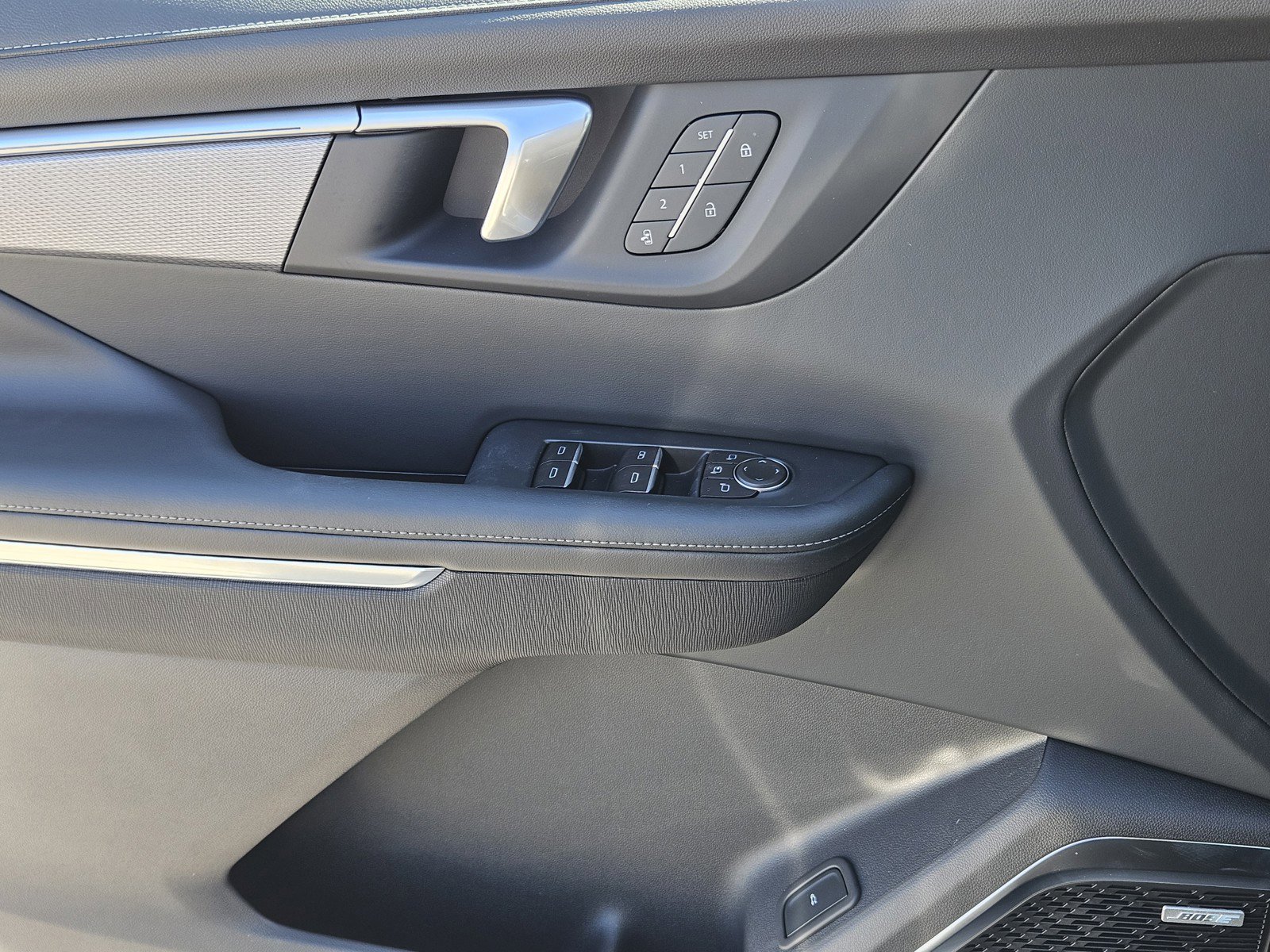 New 2026 Buick Enclave Sport Touring w/ Power Package FWD image 16