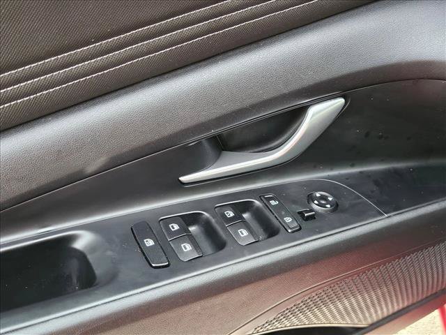 Used 2023 Hyundai Elantra Limited FWD image 28