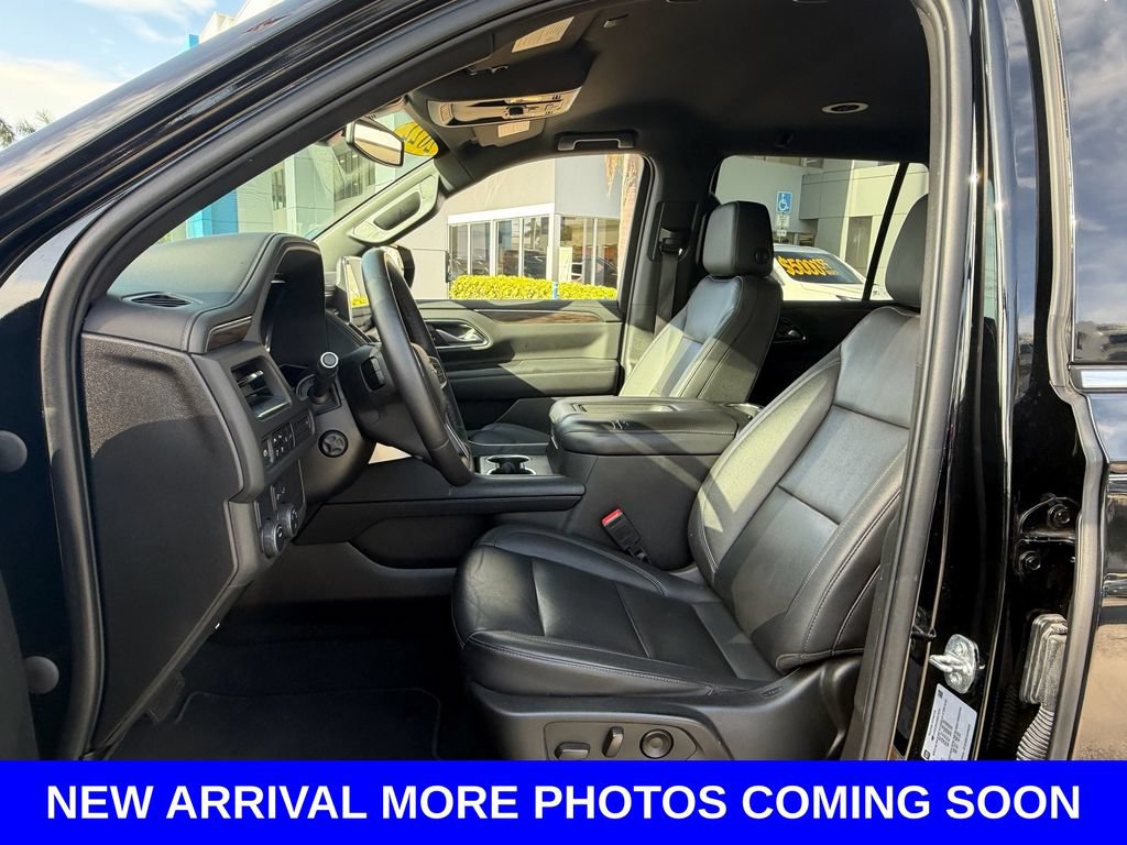 Used 2022 Chevrolet Tahoe LT w/ Luxury Package RWD image 9