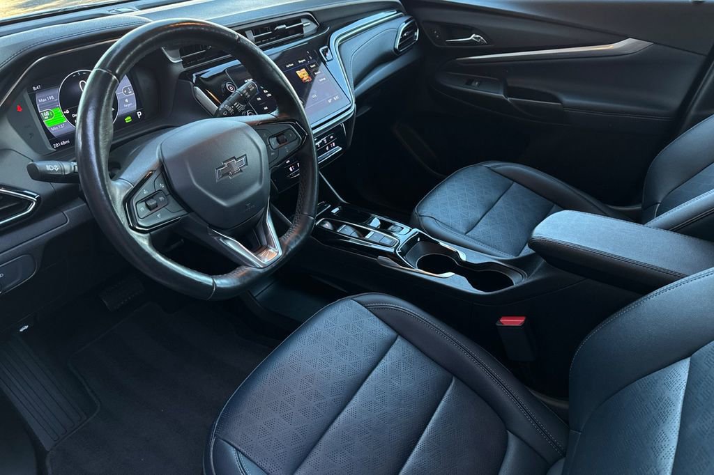 Certified 2023 Chevrolet Bolt EUV LT w/ Convenience Package image 10