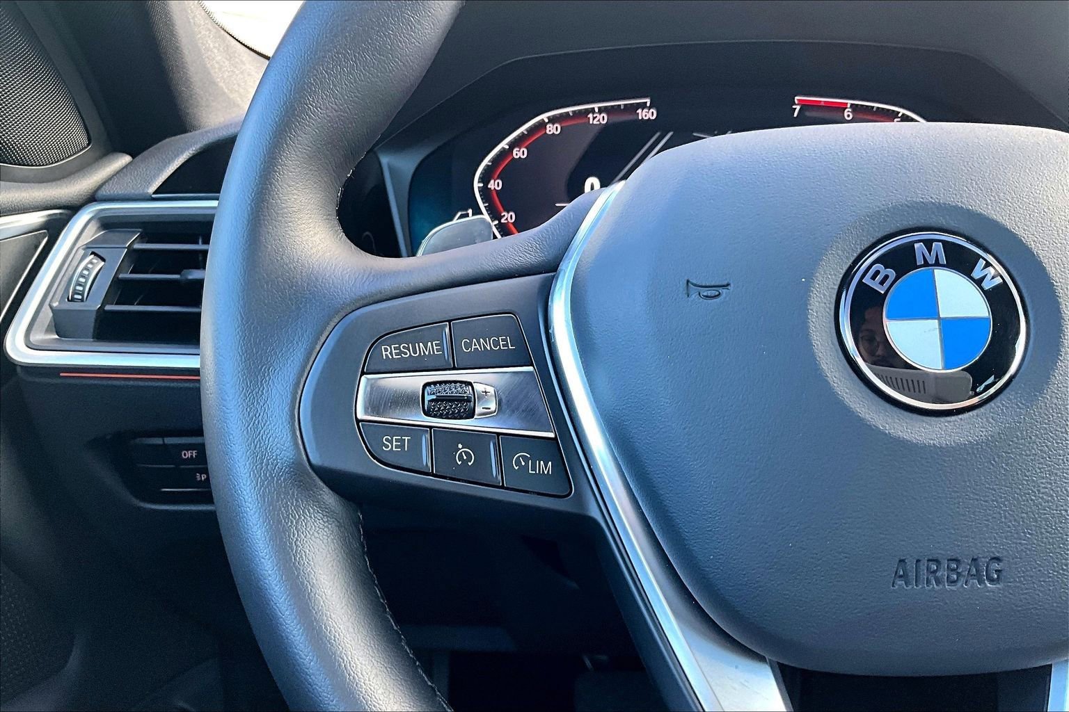 Used 2022 BMW 430i Coupe w/ Convenience Package image 18