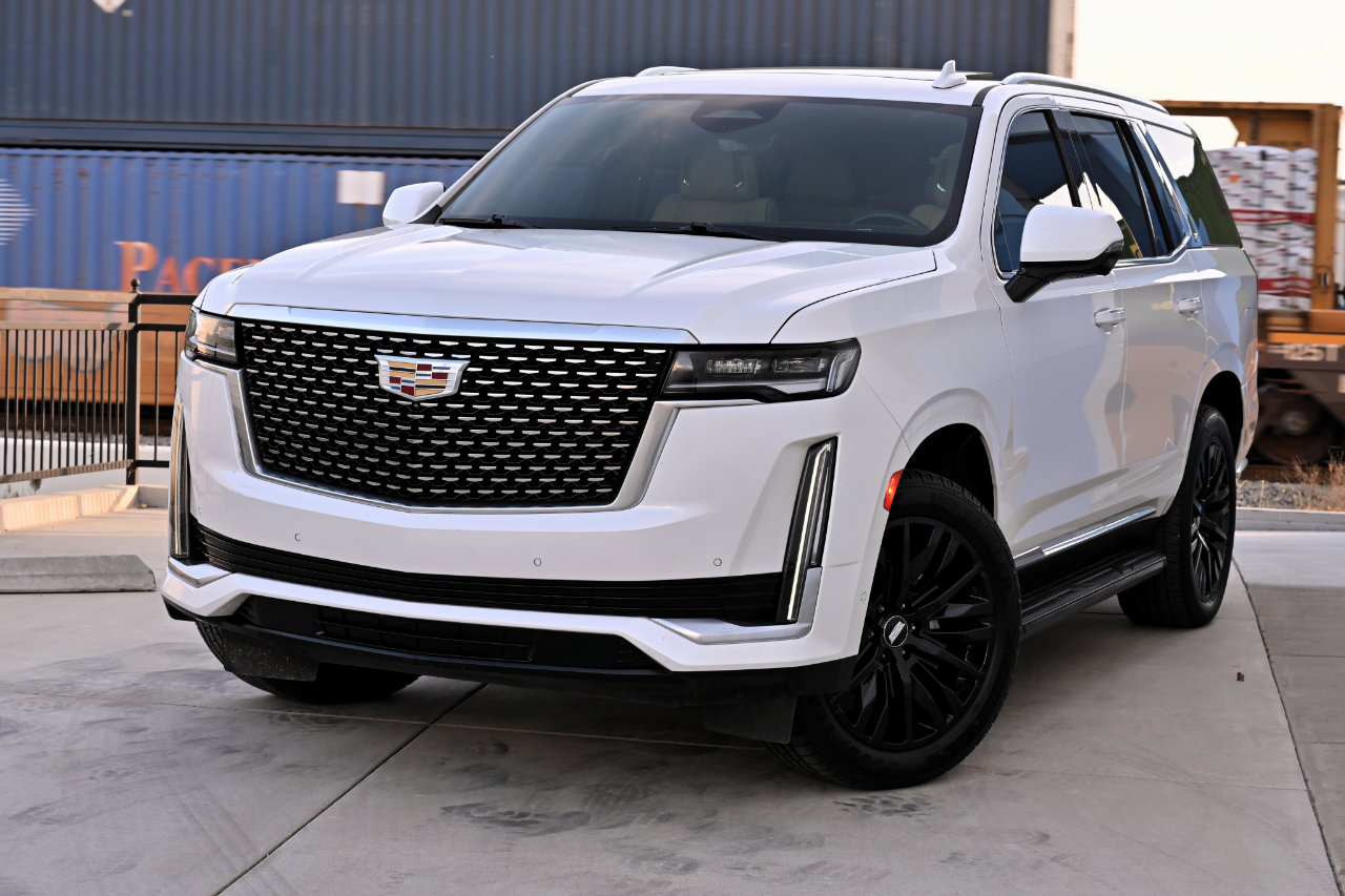 Used 2021 Cadillac Escalade Premium Luxury image 10