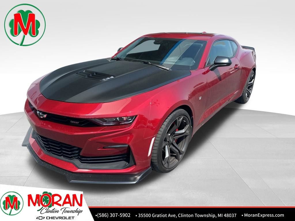 Certified 2022 Chevrolet Camaro SS RWD image 1