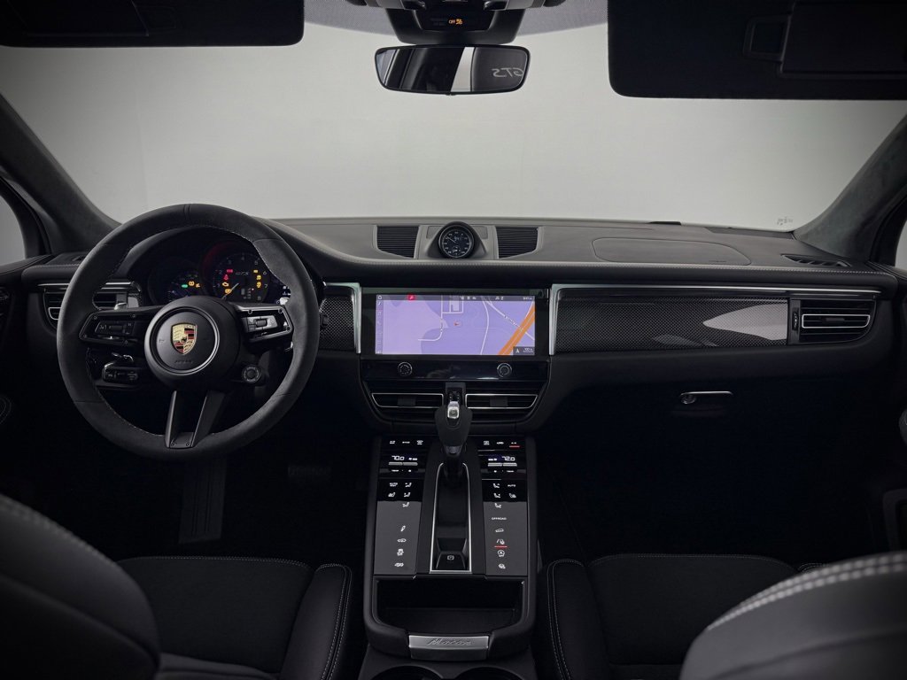 New 2026 Porsche Macan GTS image 23