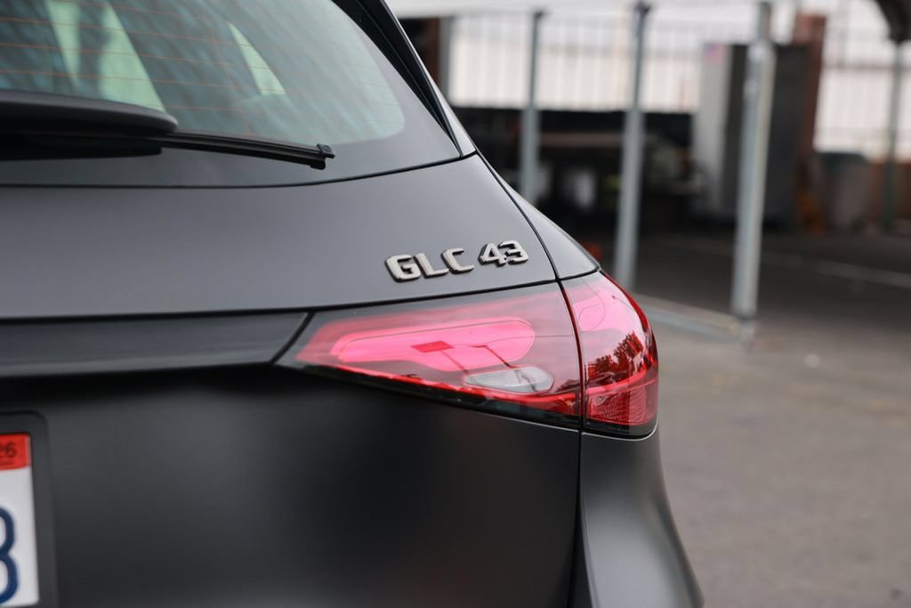 Used 2025 Mercedes-Benz GLC 43 AMG 4MATIC image 15