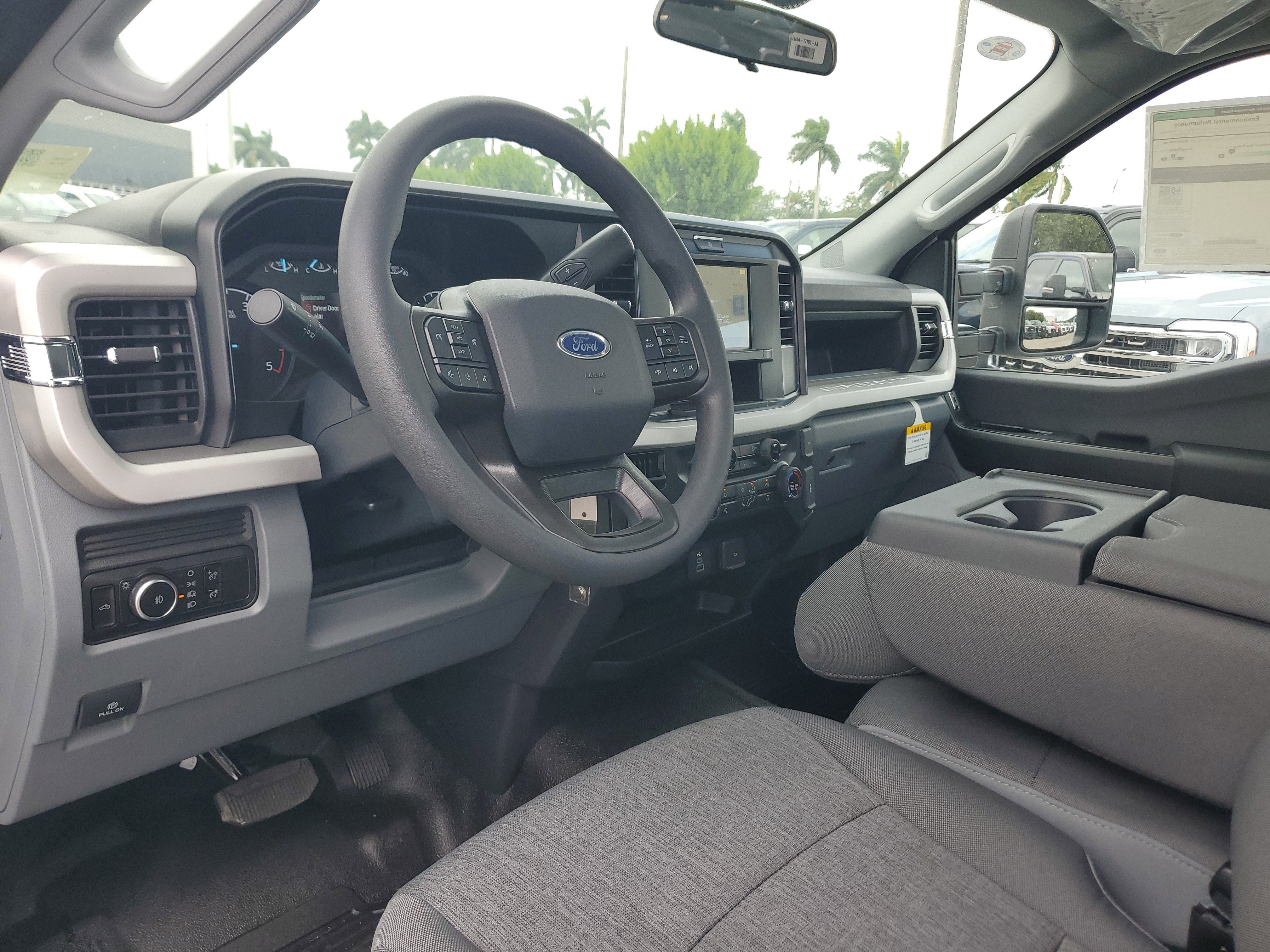 New 2026 Ford F350 XL w/ XL Chrome Package RWD image 9