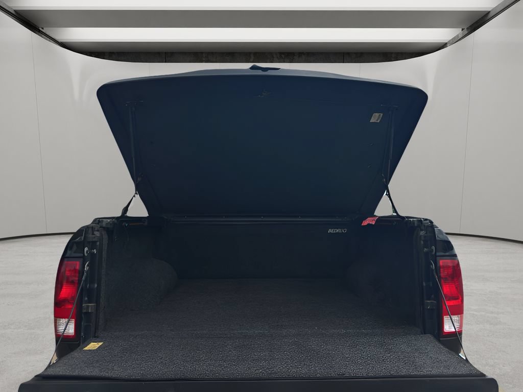 Used 2019 RAM 1500 Classic SLT AWD/4WD image 11
