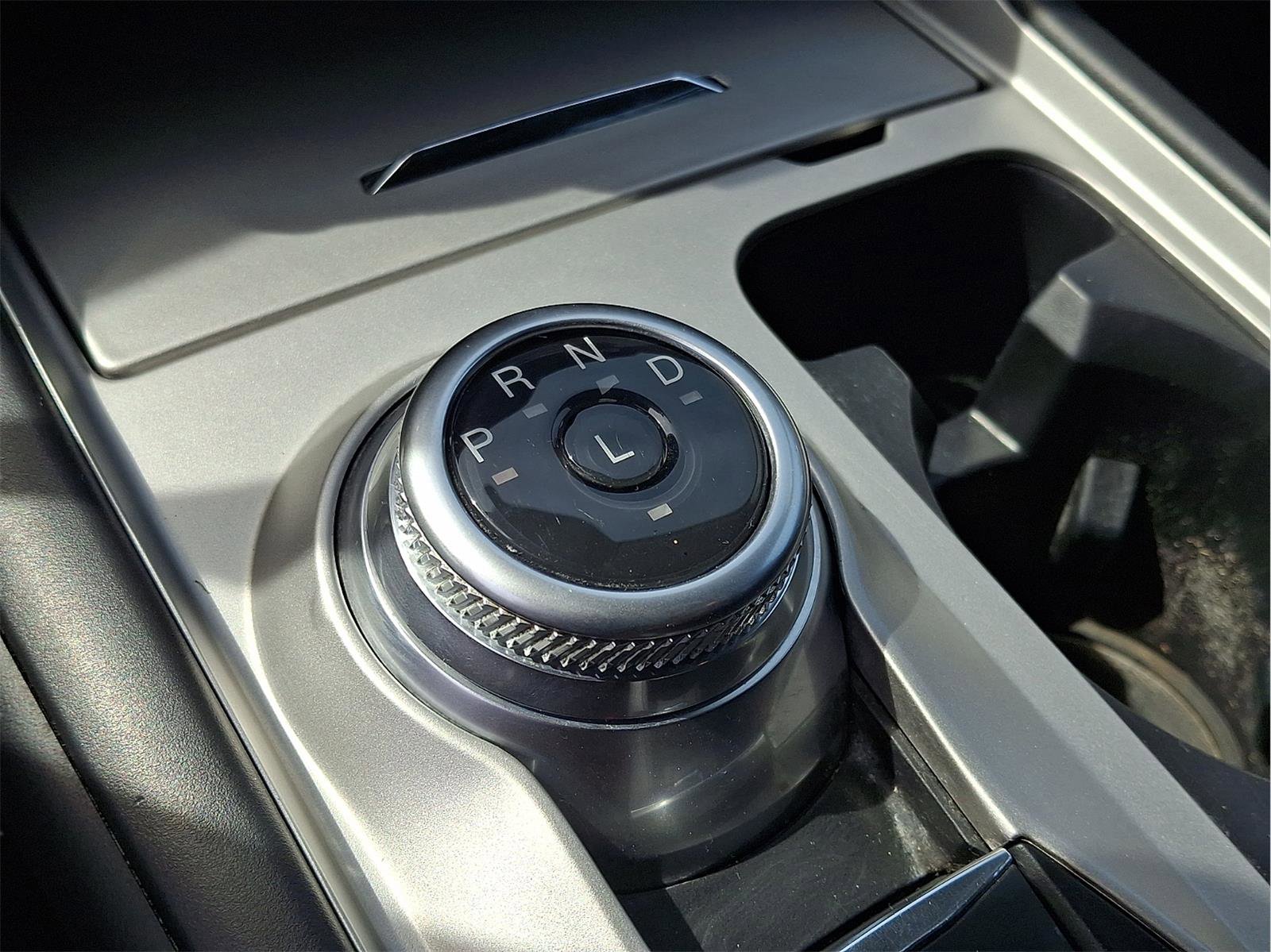 Used 2023 Ford Explorer XLT image 15