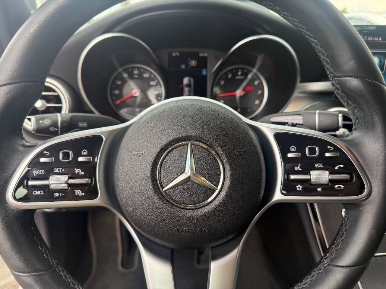Used 2019 Mercedes-Benz C 300 4MATIC Sedan image 18