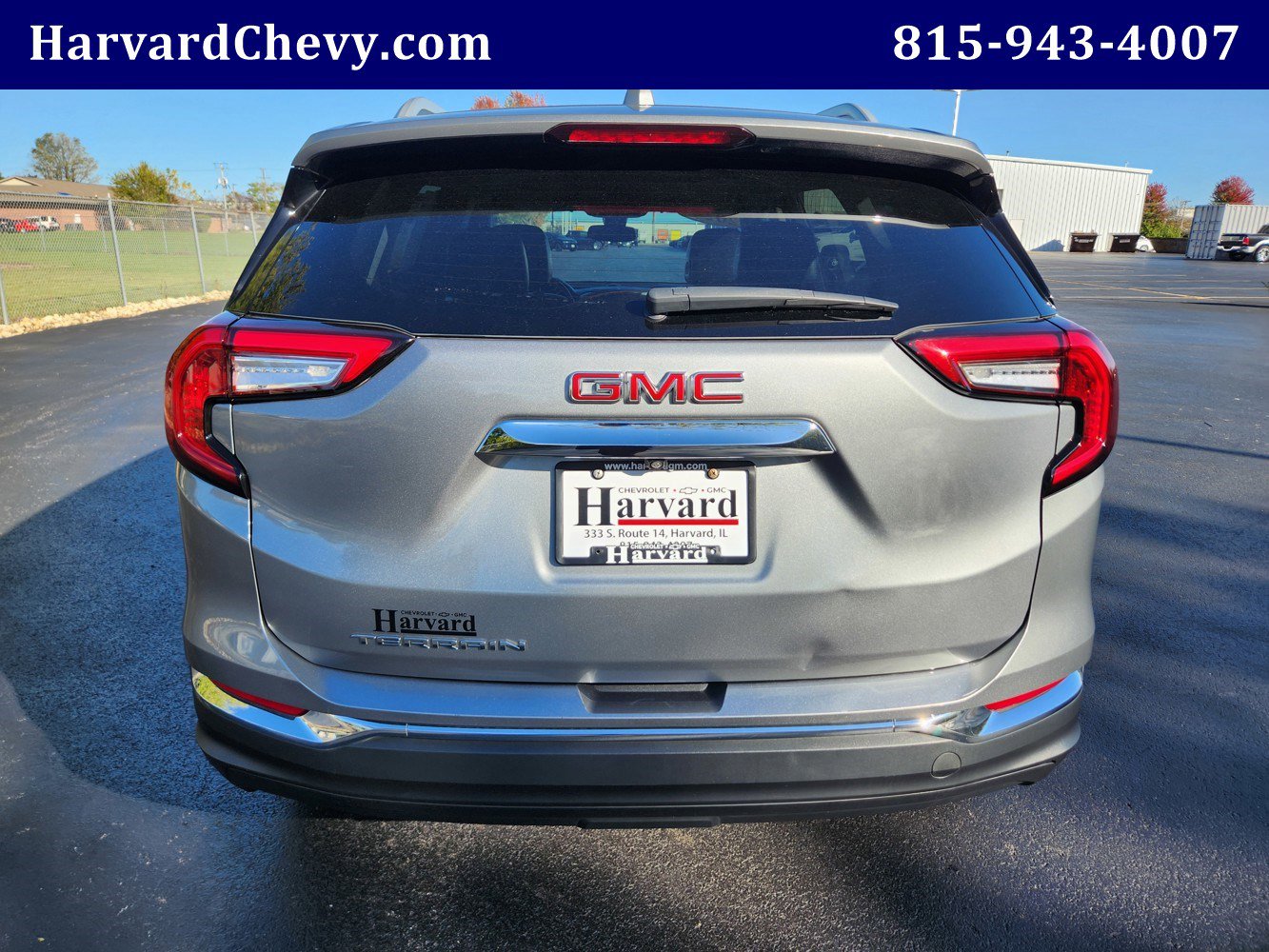Used 2024 GMC Terrain SLT image 5