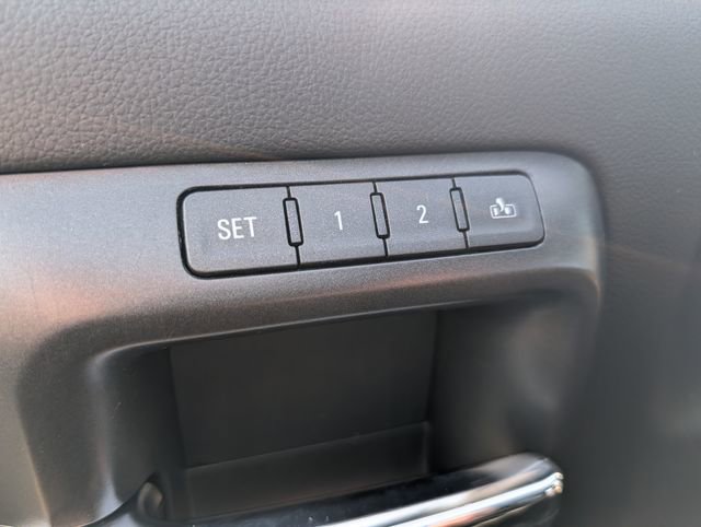 Used 2018 Chevrolet Silverado 1500 LTZ w/ Sport Package AWD/4WD image 15