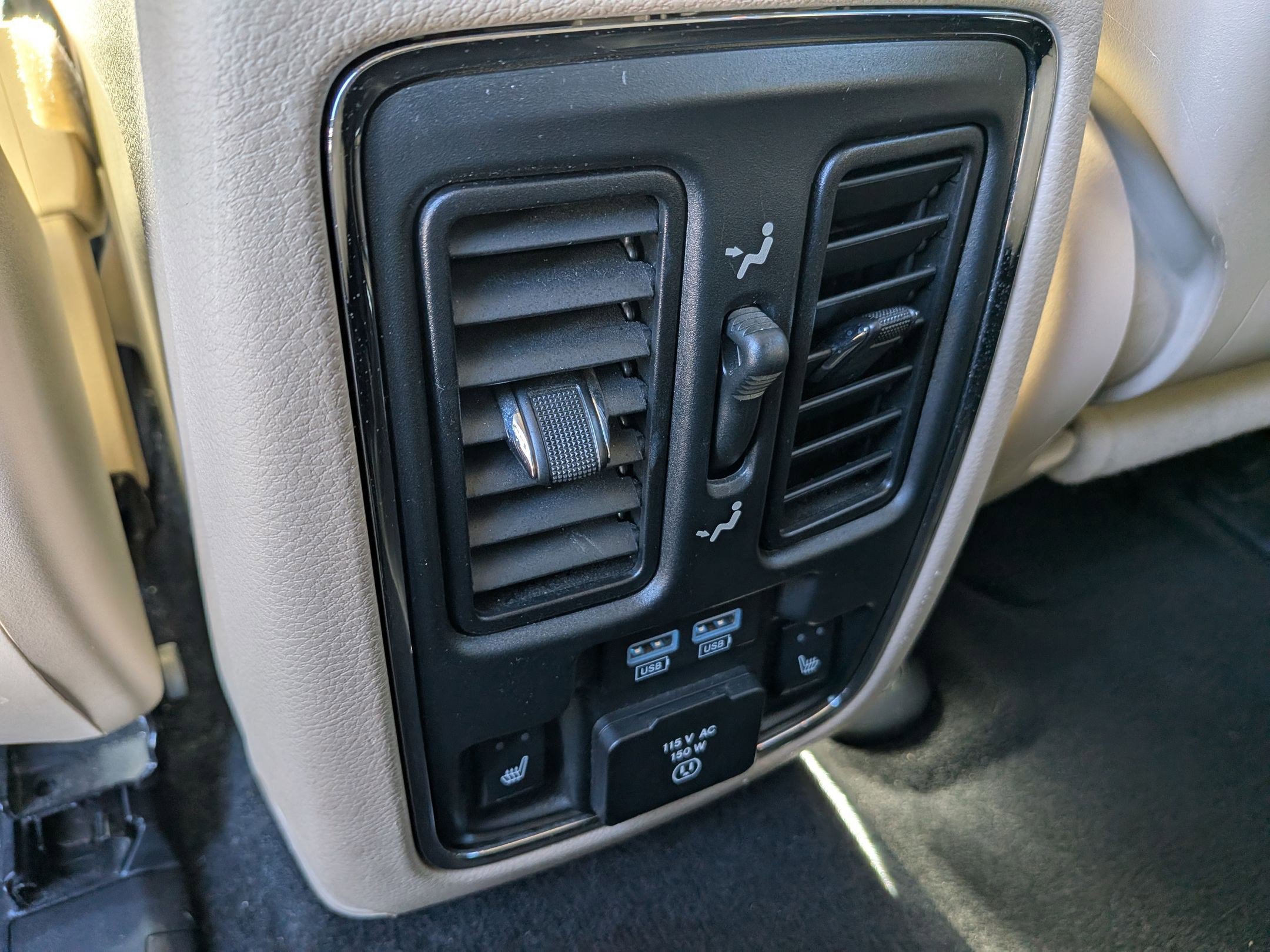 Used 2015 Jeep Grand Cherokee Limited w/ Luxury Group II AWD/4WD image 23