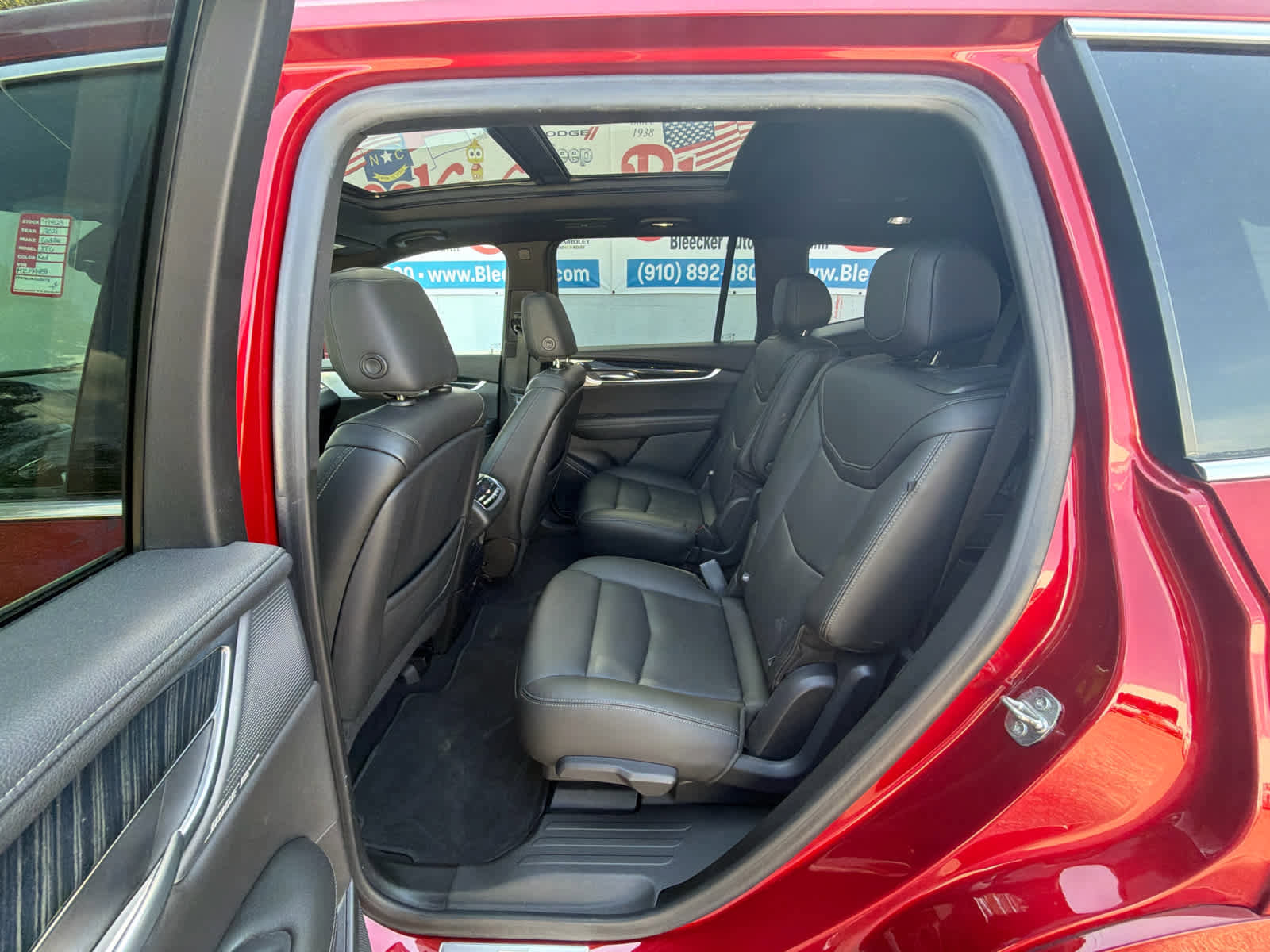 Used 2021 Cadillac XT6 Premium Luxury AWD/4WD image 33