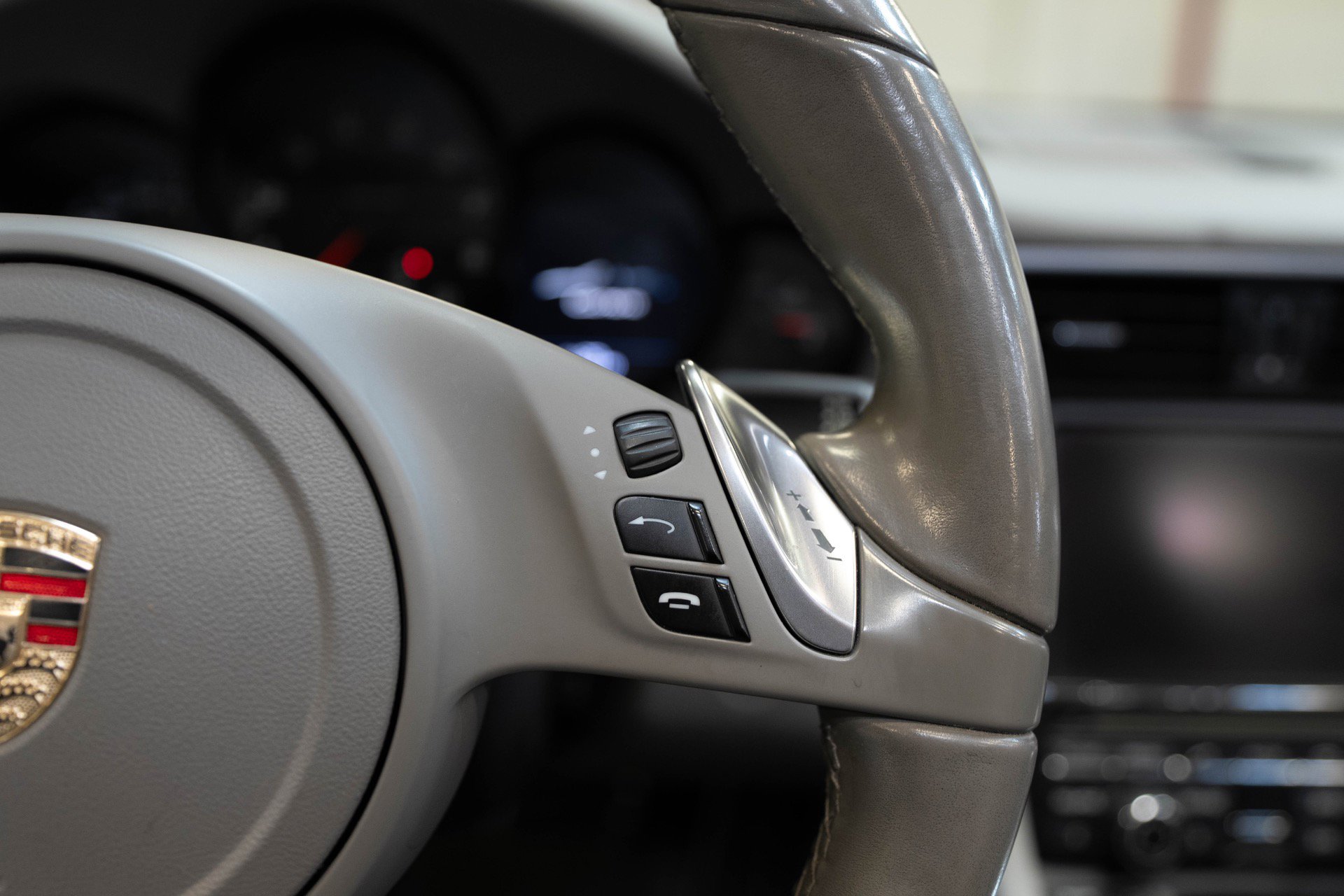 Used 2012 Porsche 911 Carrera image 90
