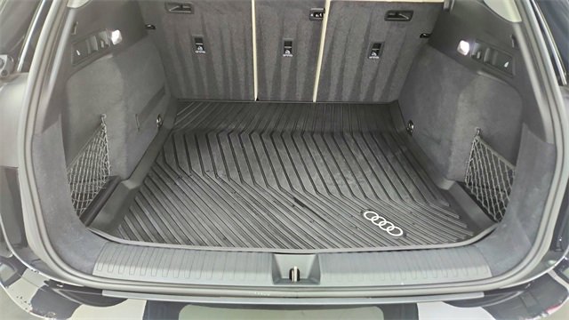 Used 2025 Audi Q6 e-tron Premium Plus w/ Premium Plus image 15