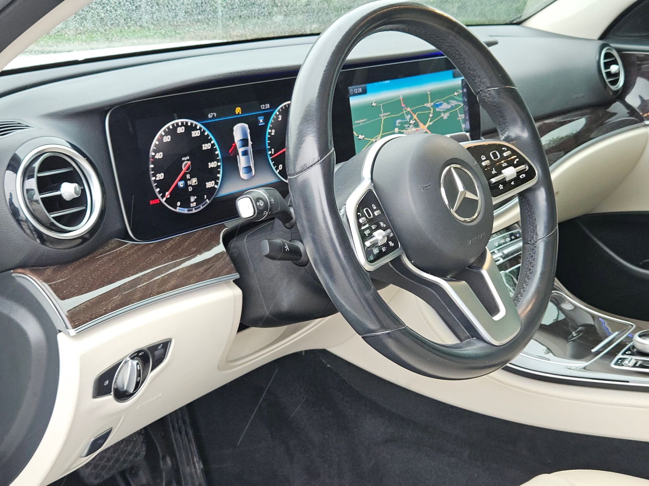 Used 2020 Mercedes-Benz E 350 Sedan image 10