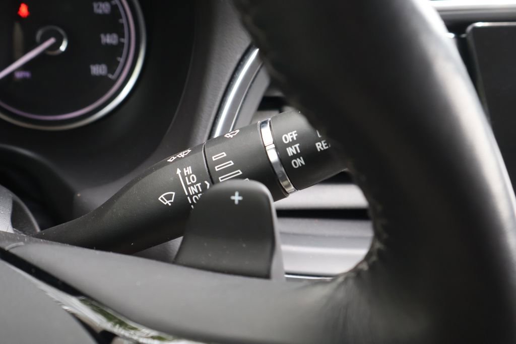 Used 2024 Buick Enclave Essence FWD image 24