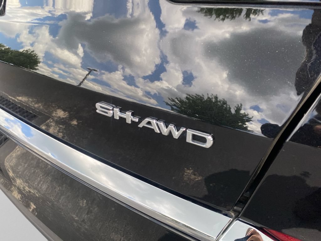 Used 2024 Acura MDX SH-AWD image 11