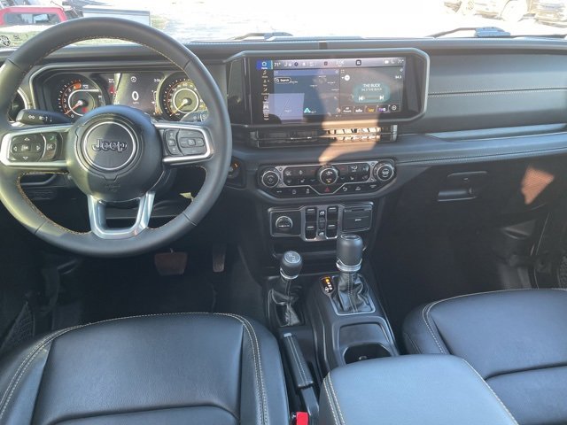 Used 2024 Jeep Wrangler Sahara w/ Technology Group image 3