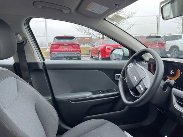 Certified 2025 Kia K4 LXS image 36