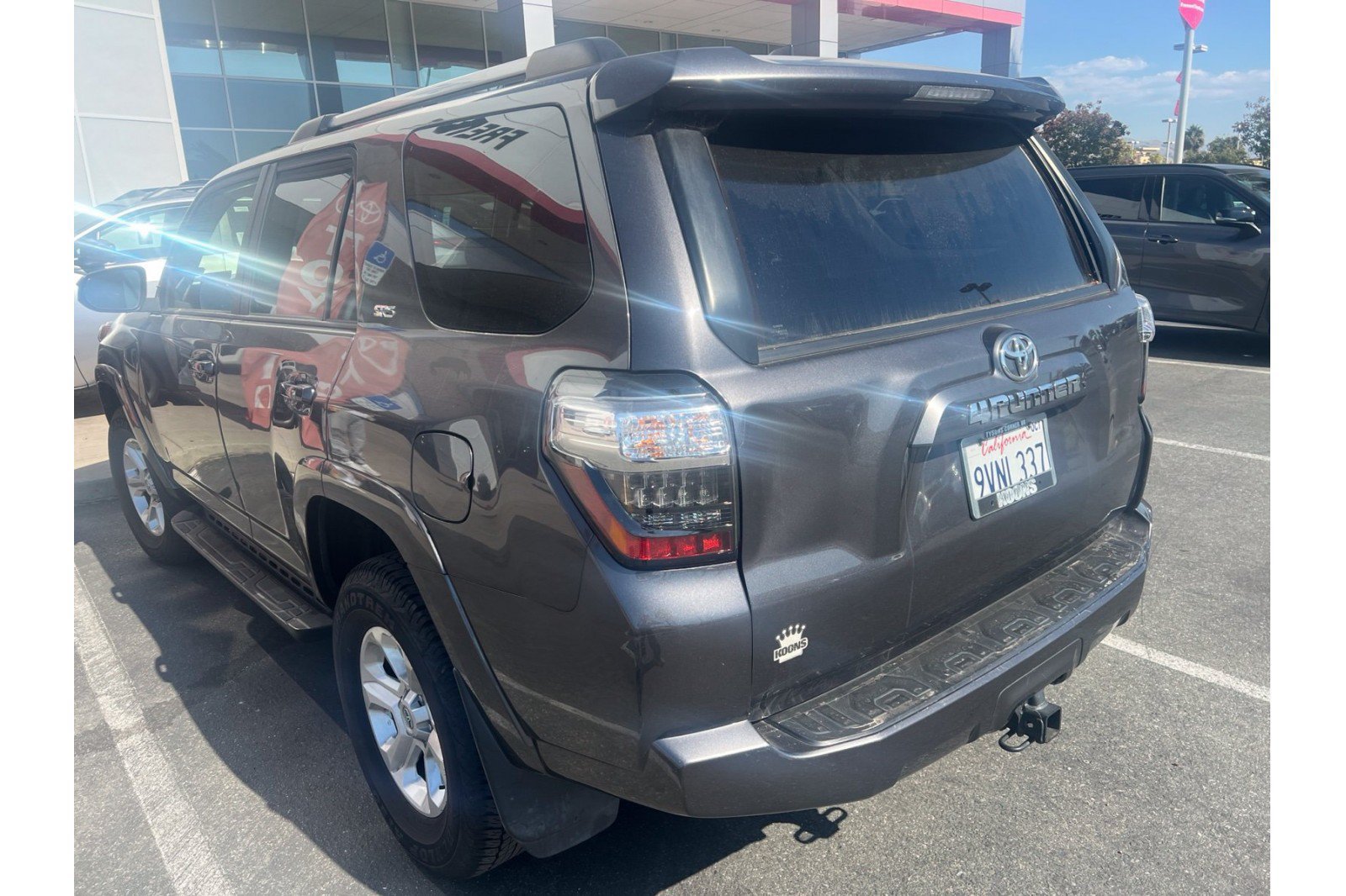 Certified 2022 Toyota 4Runner SR5 AWD/4WD image 5