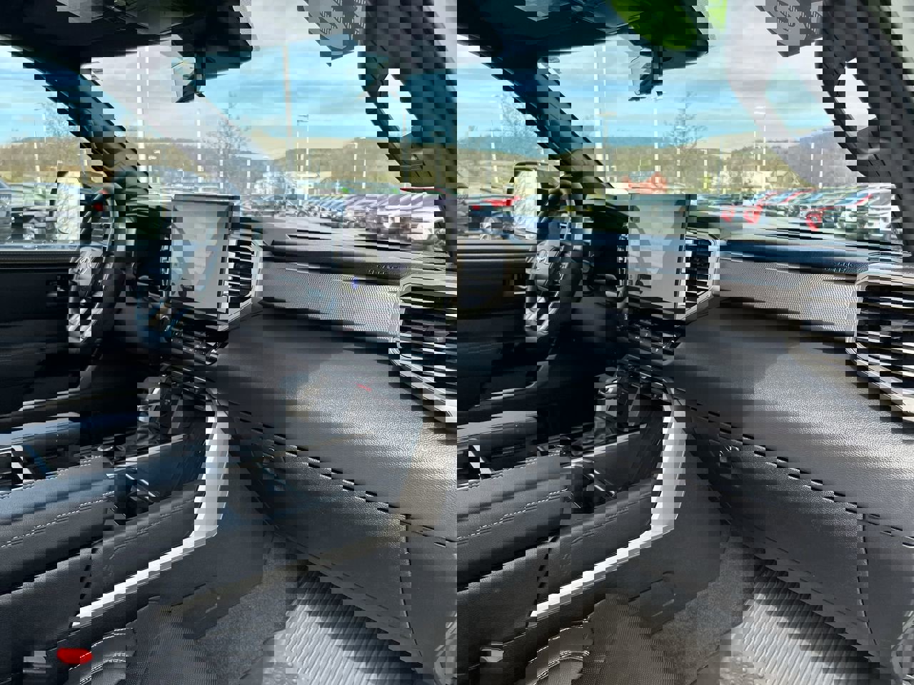 Used 2026 Toyota Tundra Limited w/ Limited PVM Package image 17