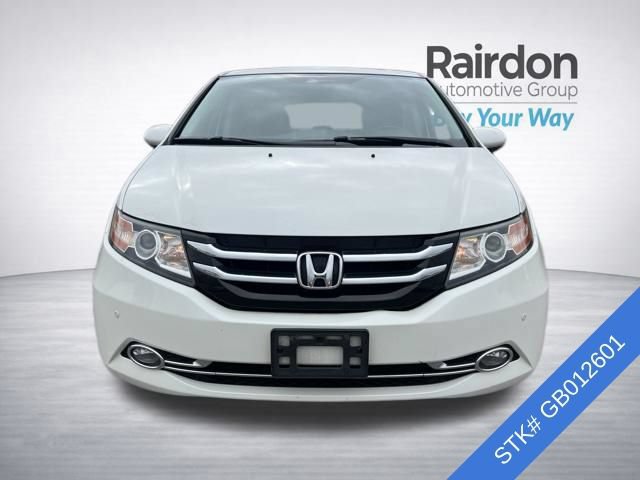 Used 2016 Honda Odyssey Touring Elite image 2