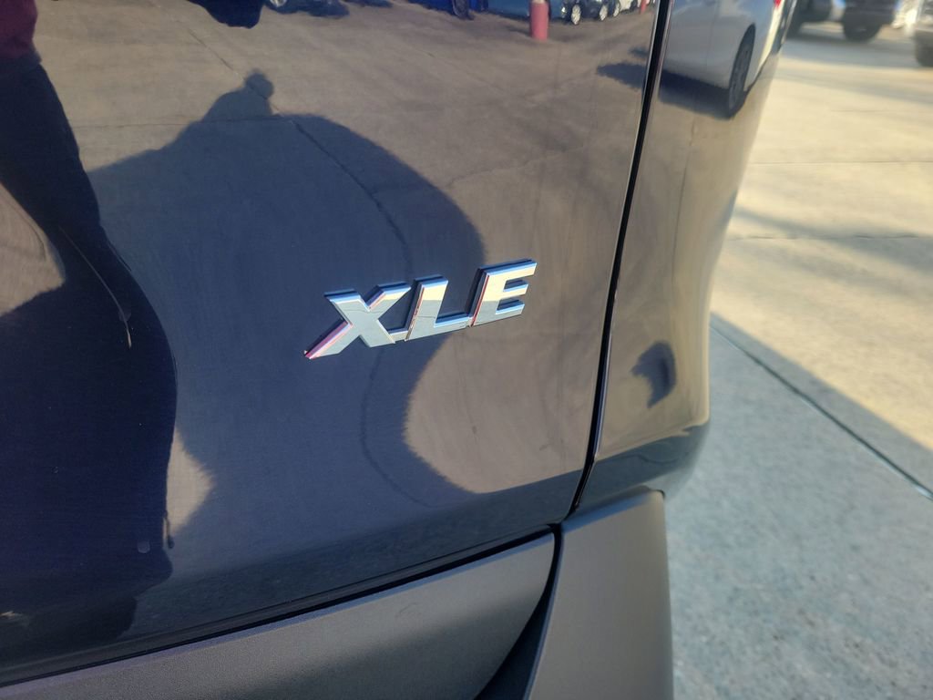 Certified 2022 Toyota RAV4 XLE Premium image 7