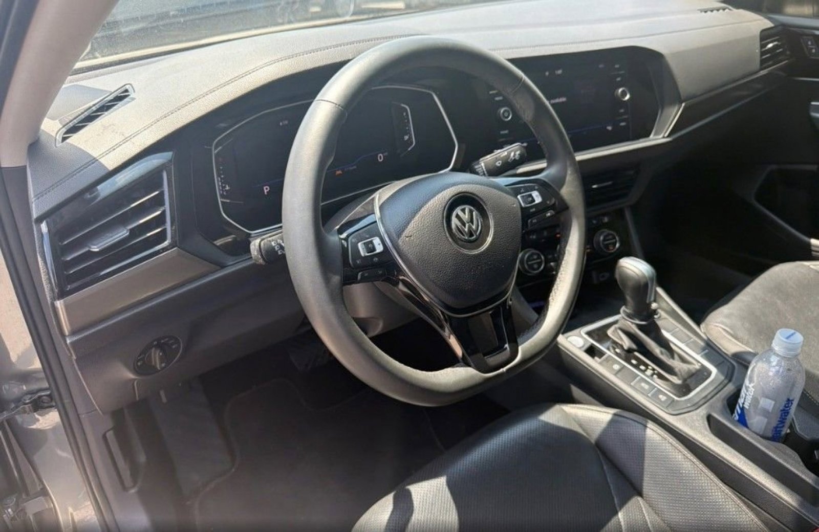 Used 2020 Volkswagen Jetta SEL Premium FWD image 14