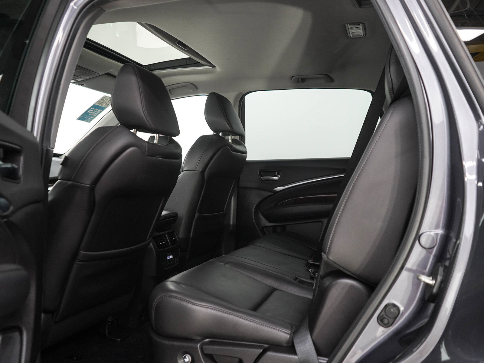 Used 2020 Acura MDX w/ Technology Package AWD/4WD image 20