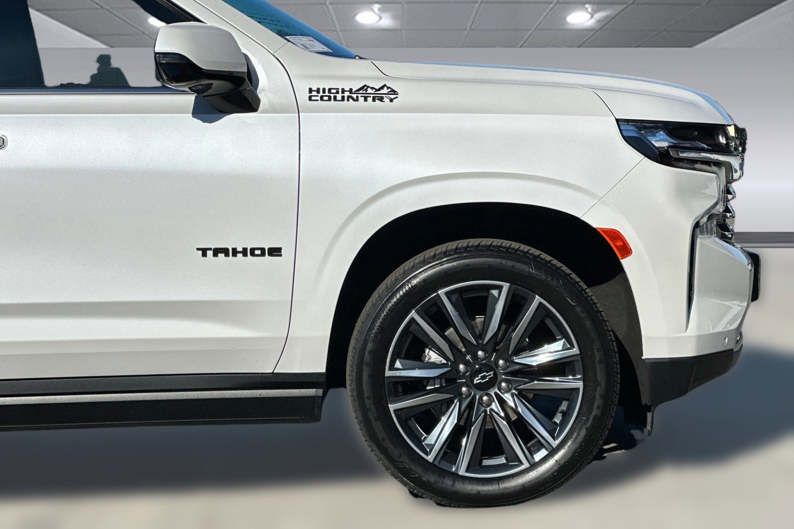 Used 2023 Chevrolet Tahoe High Country image 36